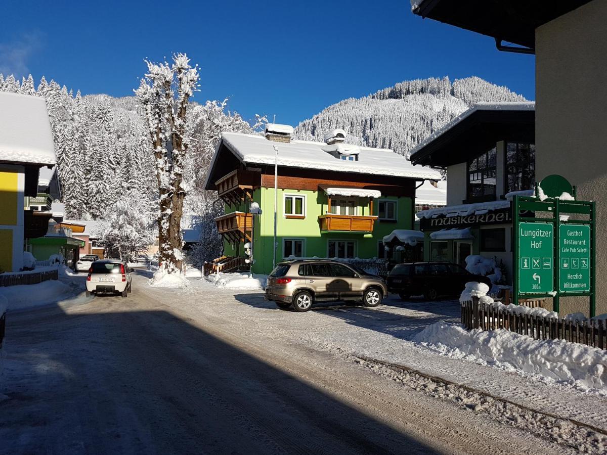 Apartment Holiday Lungoetz Annaberg im Lammertal Bagian luar foto